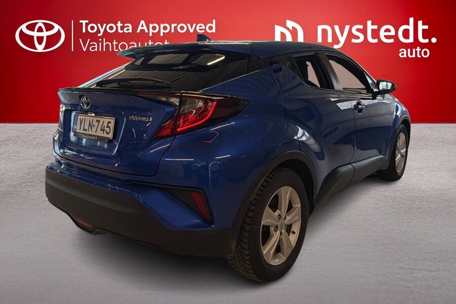 Toyota C-HR vaihtoauto