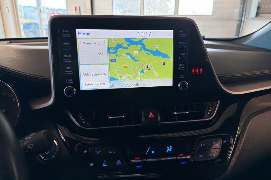 Toyota C-HR vaihtoauto