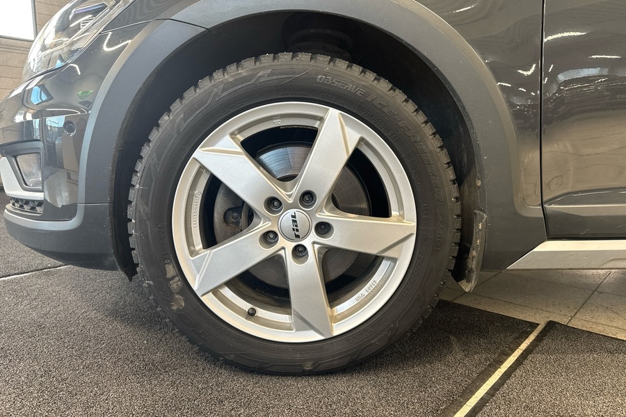 Volkswagen Golf vaihtoauto