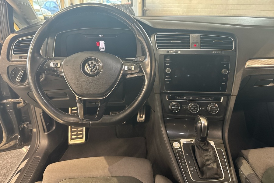 Volkswagen Golf vaihtoauto