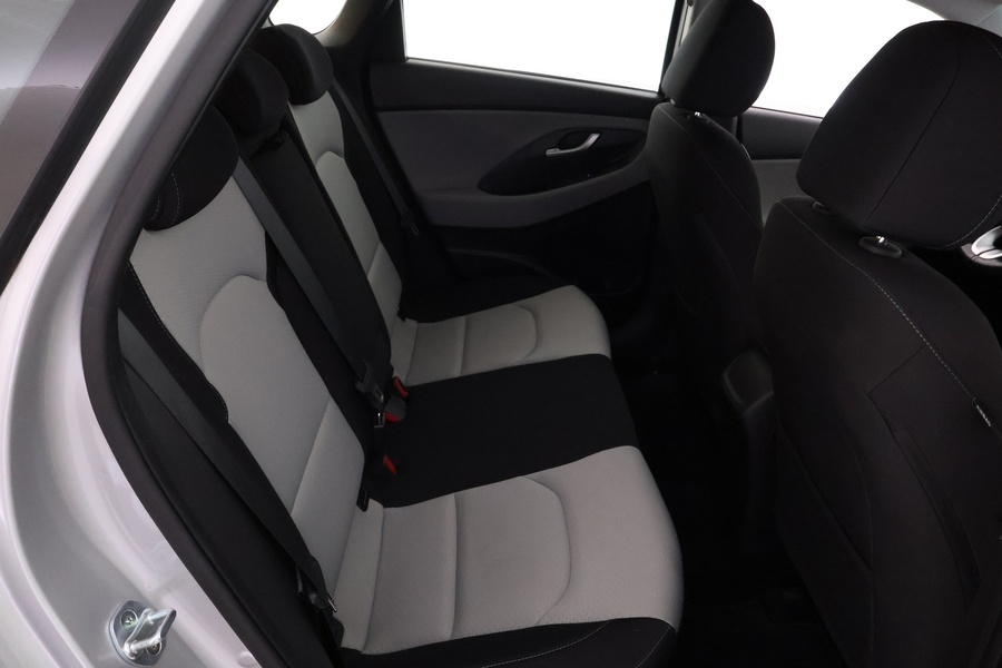 Hyundai i30 5d vaihtoauto