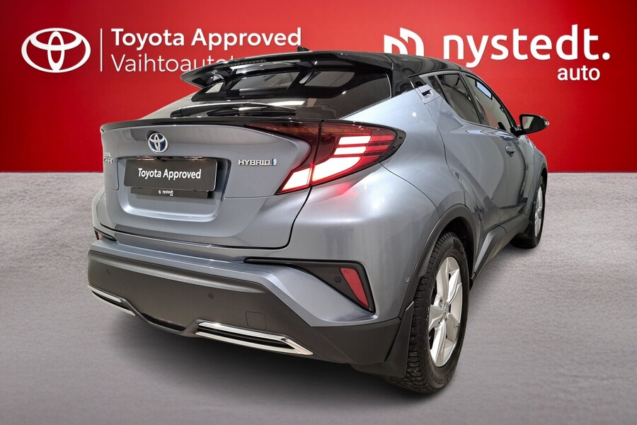 Toyota C-HR vaihtoauto