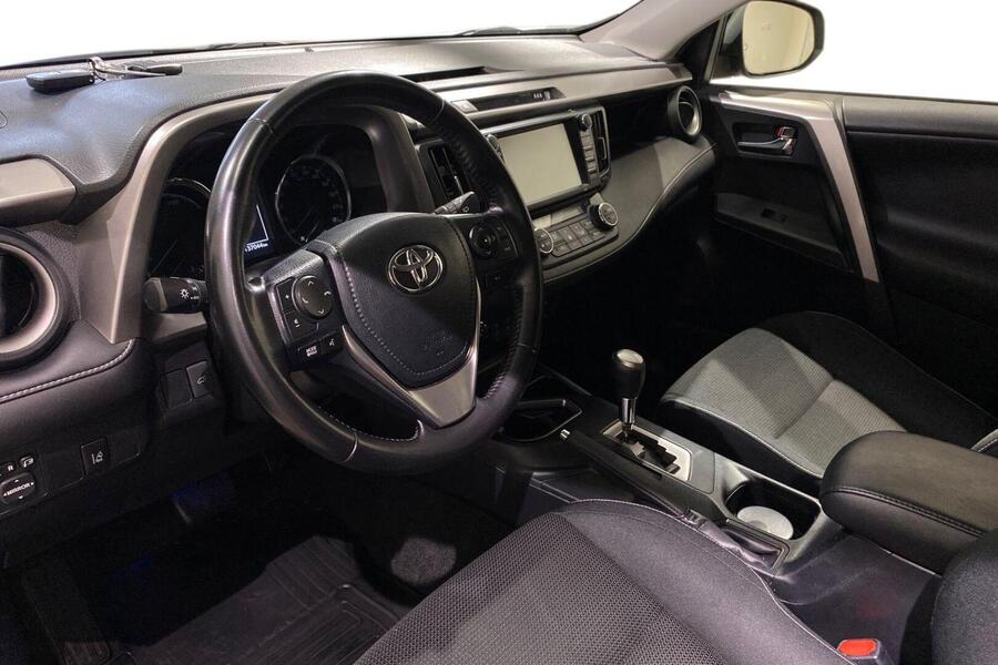 Toyota RAV4 vaihtoauto
