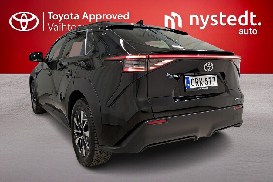 Toyota bZ4X vaihtoauto