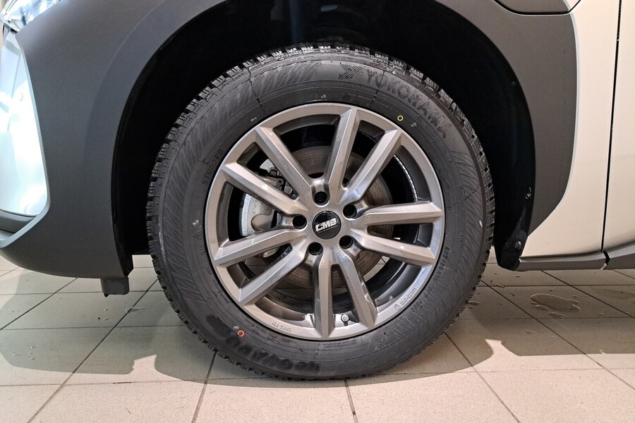 Toyota bZ4X vaihtoauto