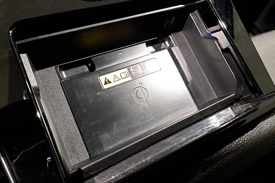 Toyota bZ4X vaihtoauto