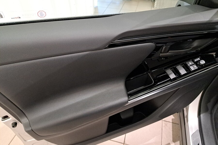 Toyota bZ4X vaihtoauto