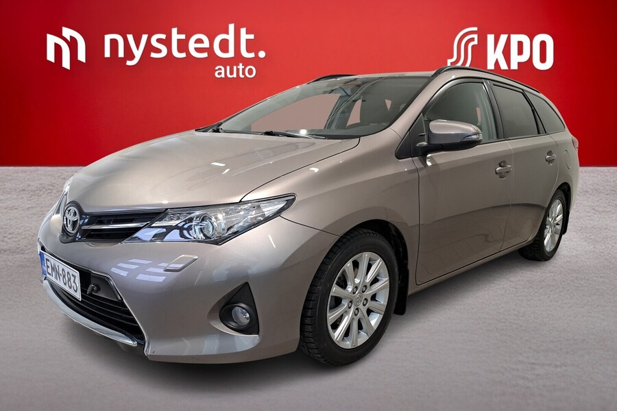 Toyota Auris vaihtoauto