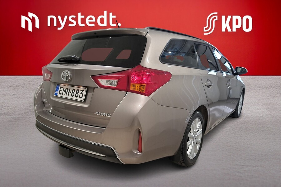 Toyota Auris vaihtoauto