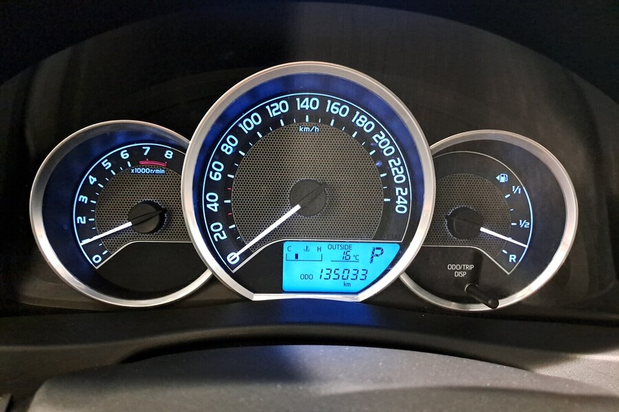 Toyota Auris vaihtoauto