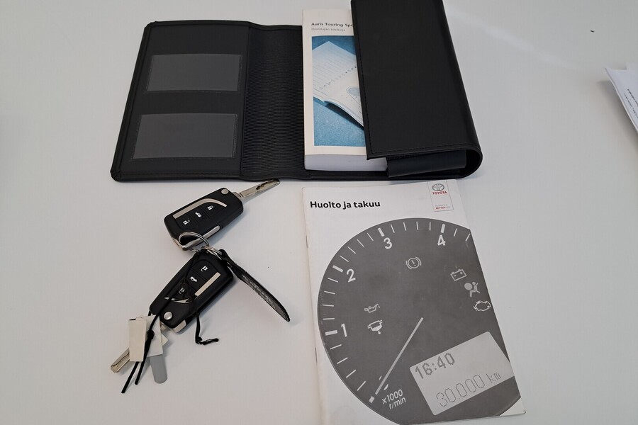 Toyota Auris vaihtoauto