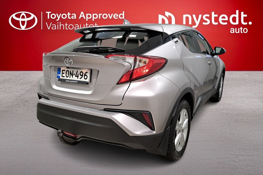 Toyota C-HR vaihtoauto