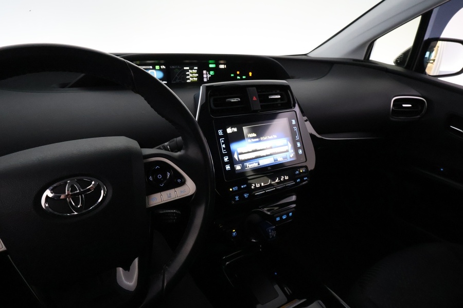 Toyota Prius Plug-in vaihtoauto