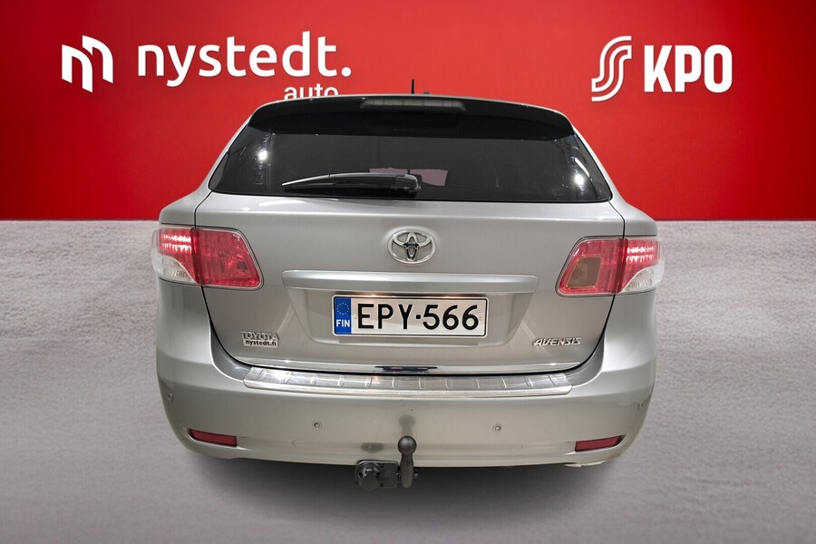 Toyota Avensis vaihtoauto