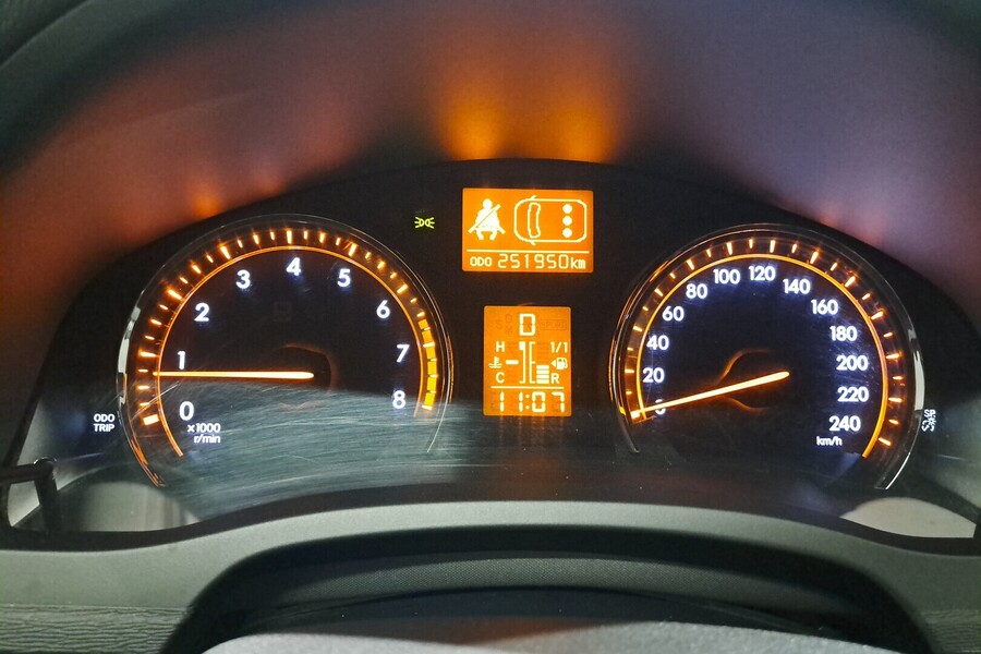 Toyota Avensis vaihtoauto