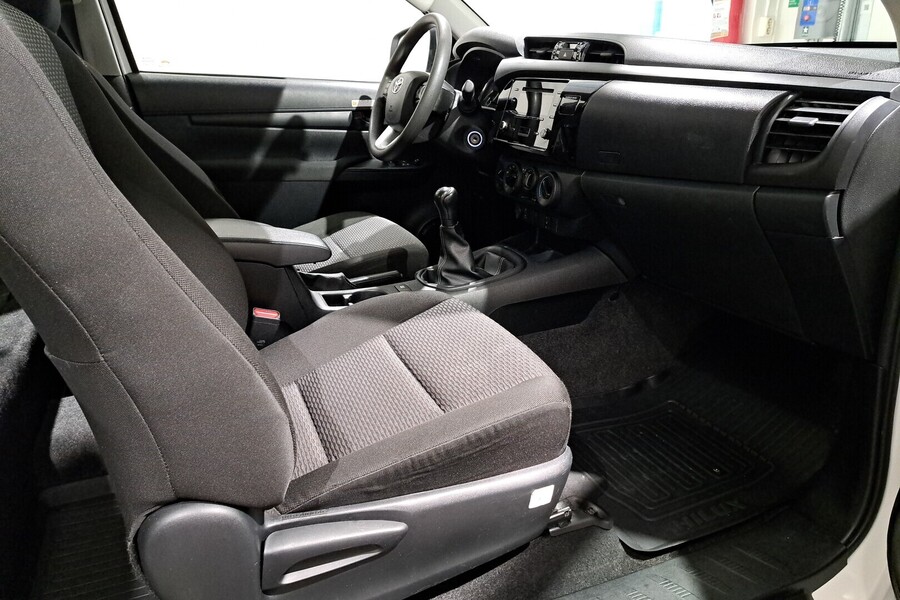 Toyota Hilux vaihtoauto