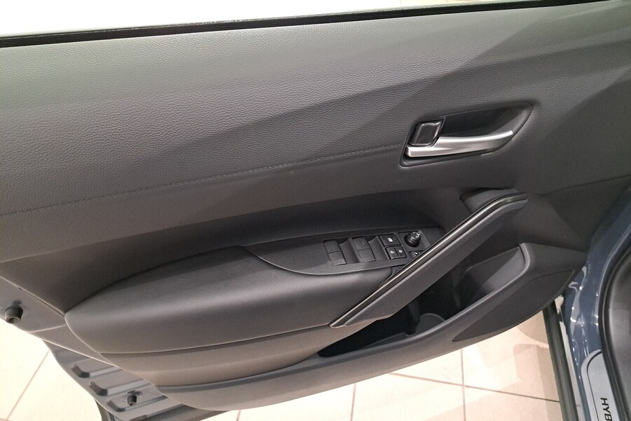 Toyota Corolla Cross vaihtoauto