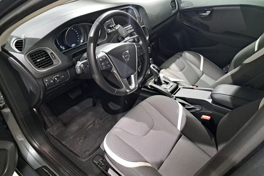 Volvo V40 vaihtoauto