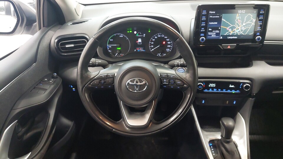 Toyota Yaris vaihtoauto