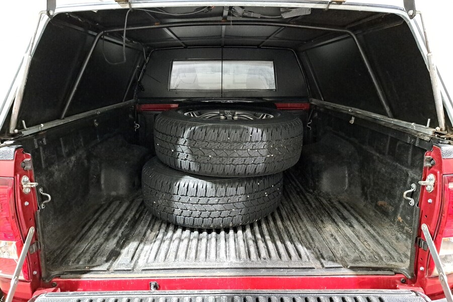 Toyota Hilux vaihtoauto