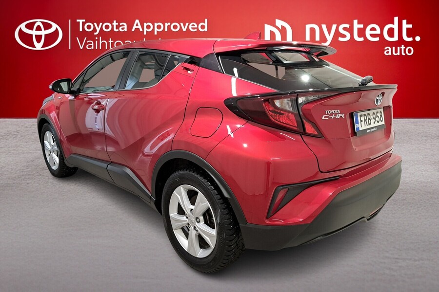 Toyota C-HR vaihtoauto