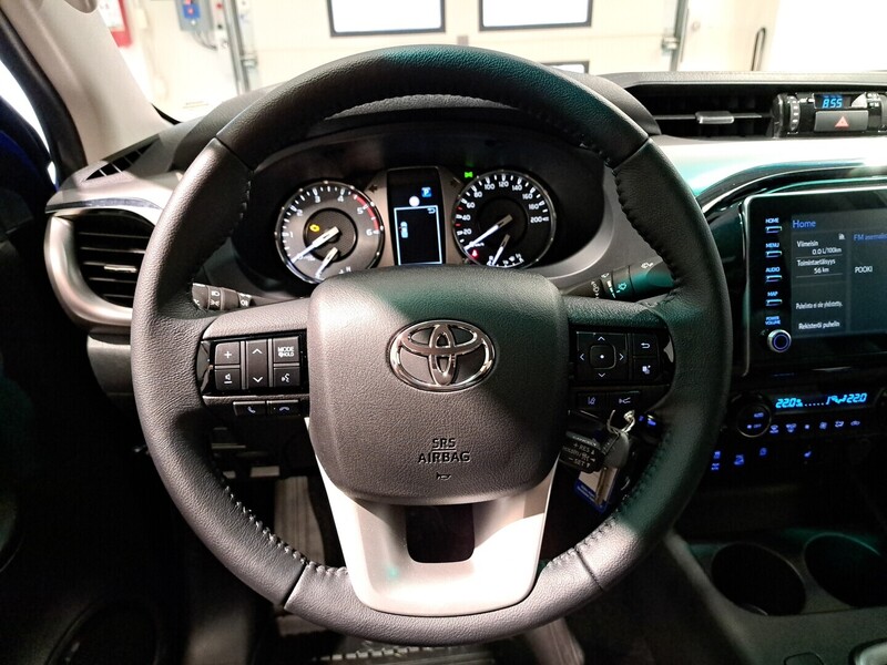 Toyota Hilux vaihtoauto