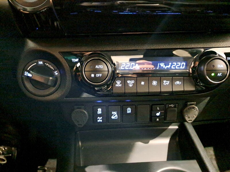 Toyota Hilux vaihtoauto