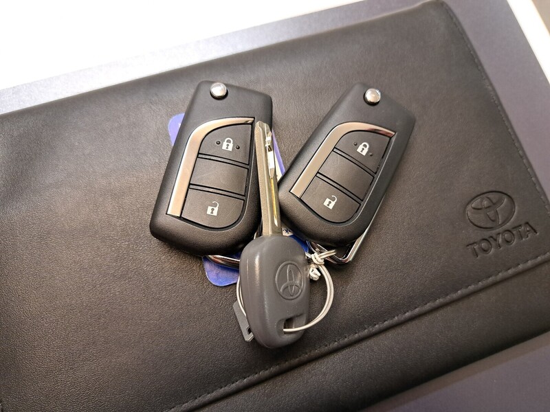 Toyota Hilux vaihtoauto