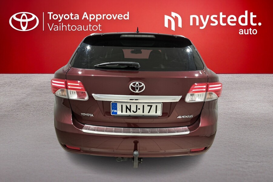Toyota Avensis vaihtoauto