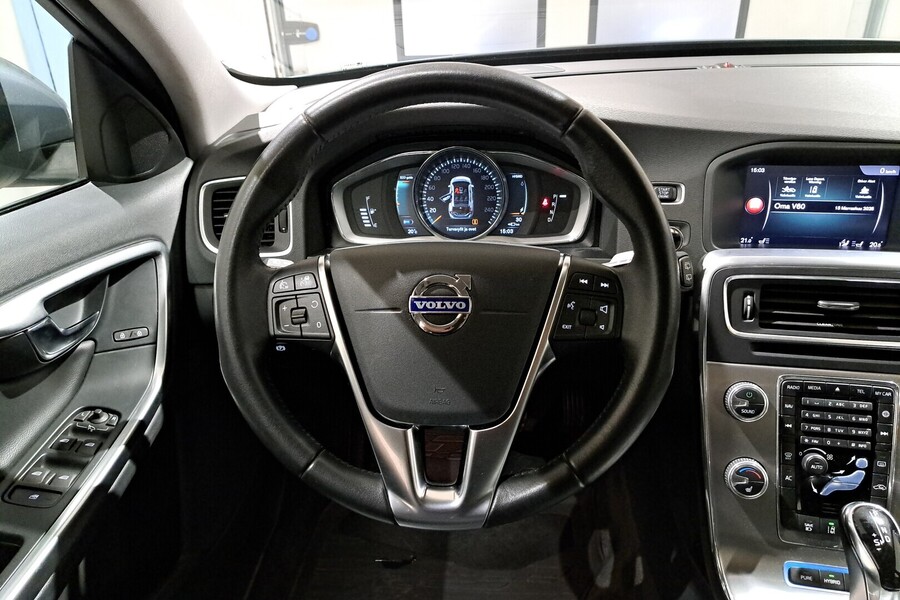 Volvo V60 vaihtoauto