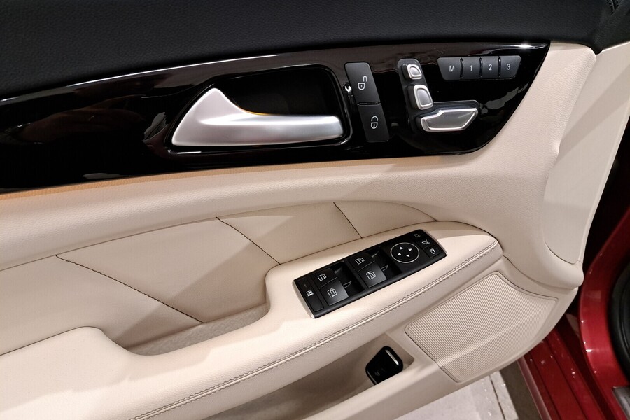 Mercedes-Benz CLS vaihtoauto