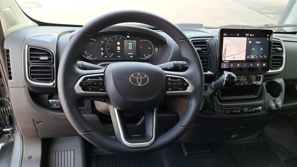 Toyota Proace MAX vaihtoauto
