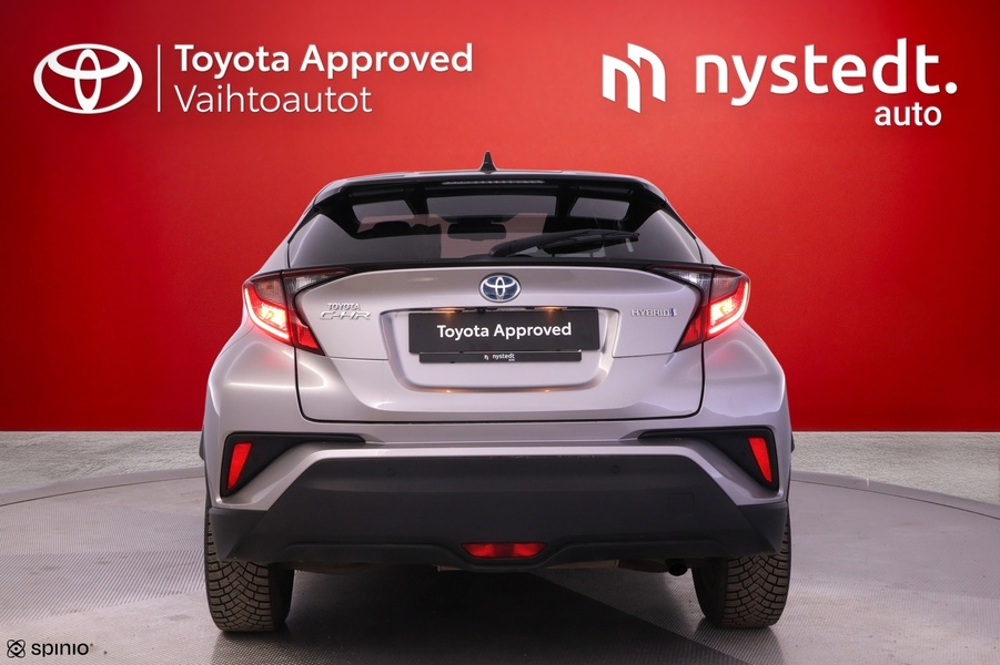 Toyota C-HR vaihtoauto