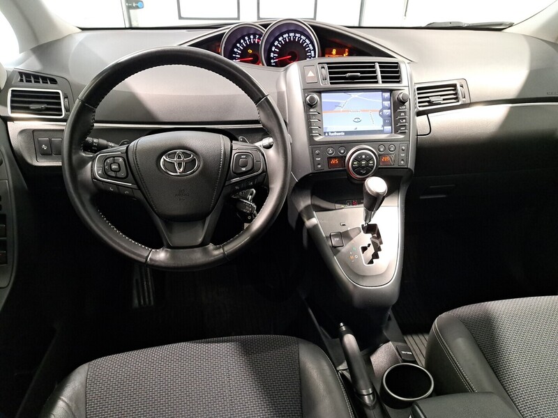 Toyota Verso vaihtoauto
