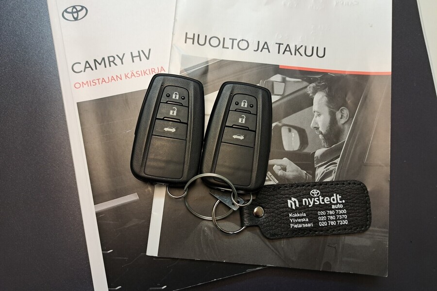 Toyota Camry vaihtoauto