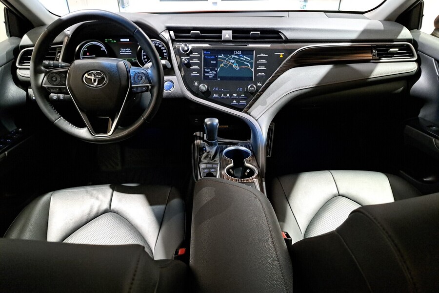 Toyota Camry vaihtoauto