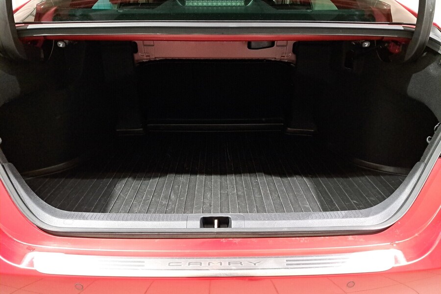 Toyota Camry vaihtoauto