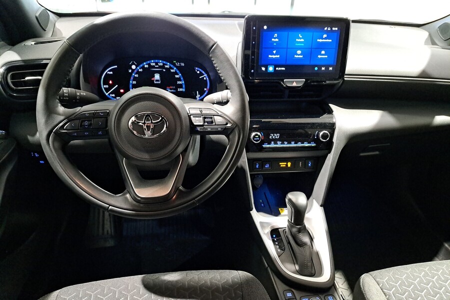 Toyota Yaris Cross vaihtoauto