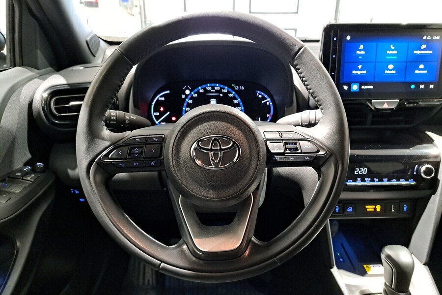 Toyota Yaris Cross vaihtoauto