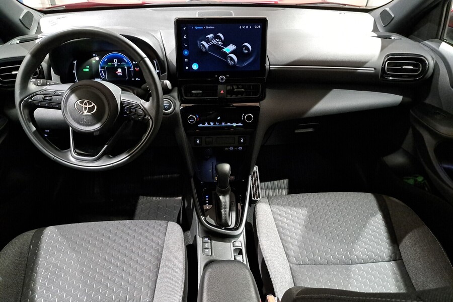 Toyota Yaris Cross vaihtoauto