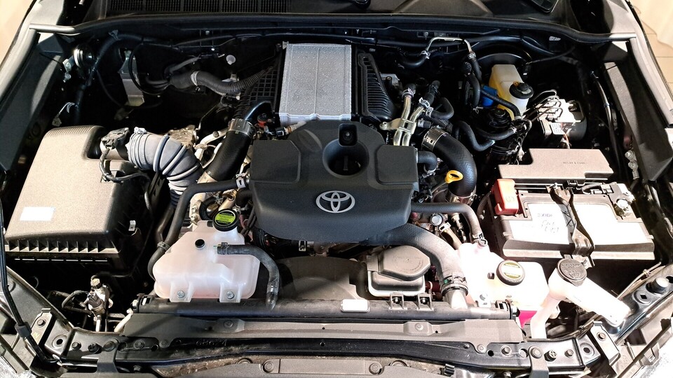 Toyota Hilux vaihtoauto