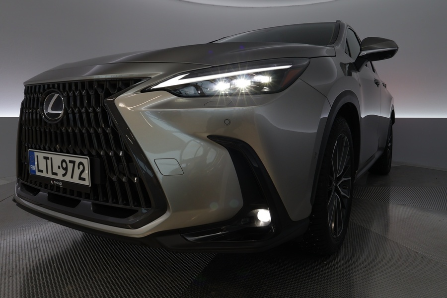 Lexus NX vaihtoauto