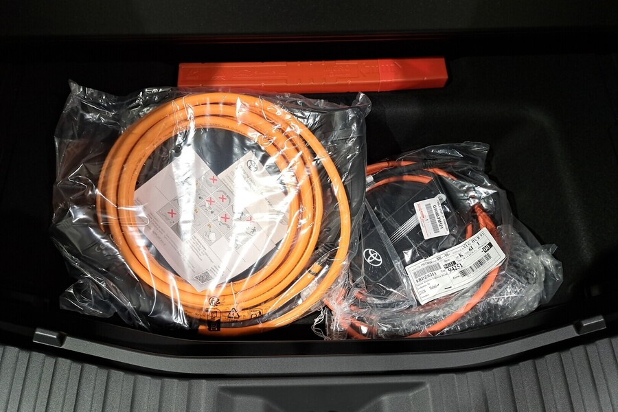 Toyota bZ4X vaihtoauto