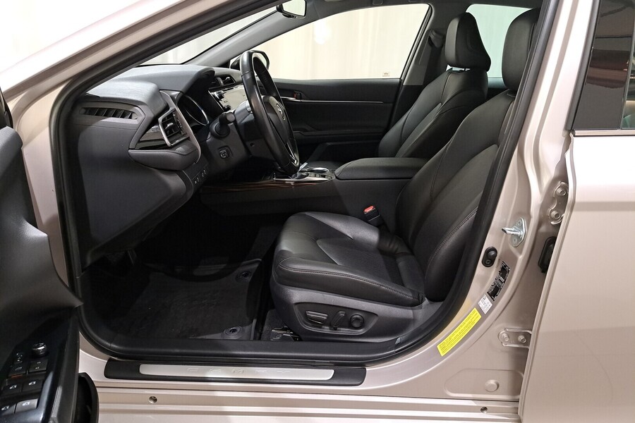 Toyota Camry vaihtoauto