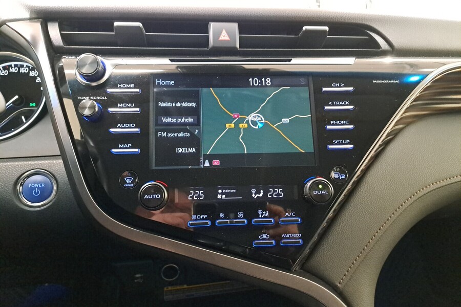 Toyota Camry vaihtoauto