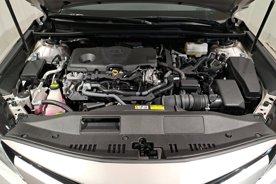 Toyota Camry vaihtoauto