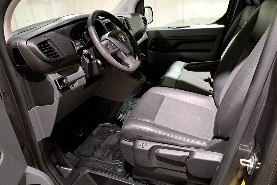 Toyota Proace vaihtoauto