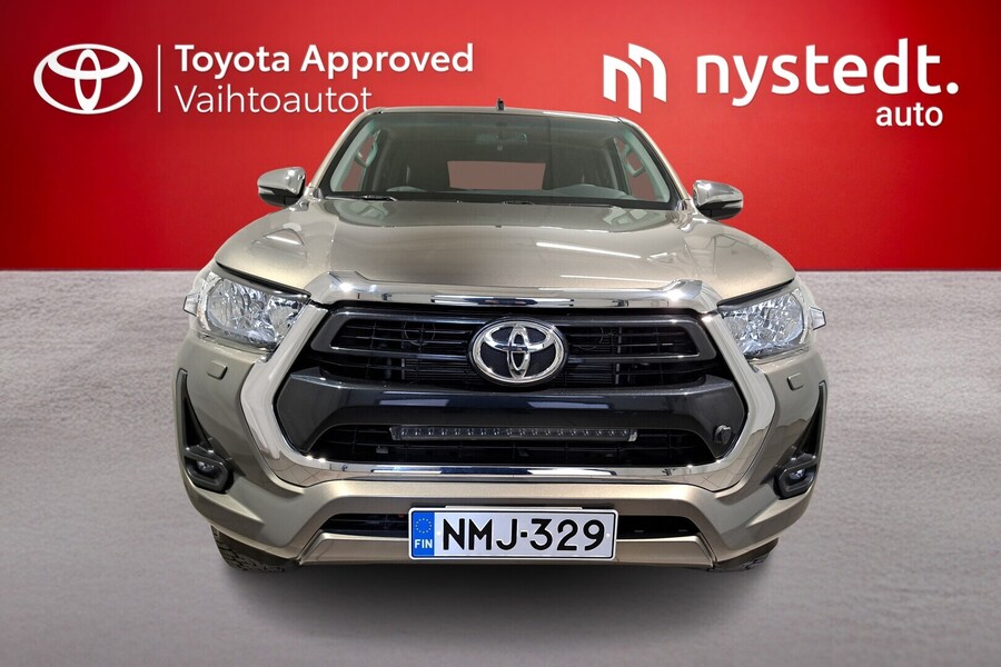 Toyota Hilux vaihtoauto