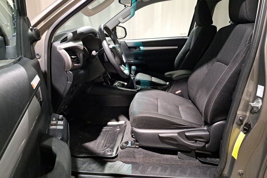 Toyota Hilux vaihtoauto