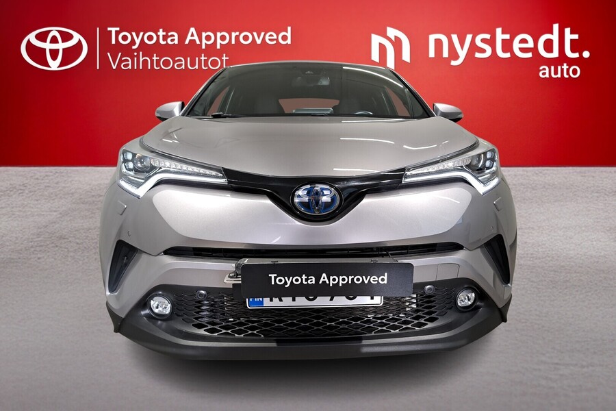 Toyota C-HR vaihtoauto